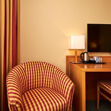Hotel Schwertfirm Κάρλσφελντ Εξωτερικό φωτογραφία