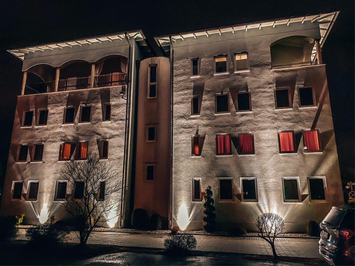 Hotel Schwertfirm Κάρλσφελντ Εξωτερικό φωτογραφία