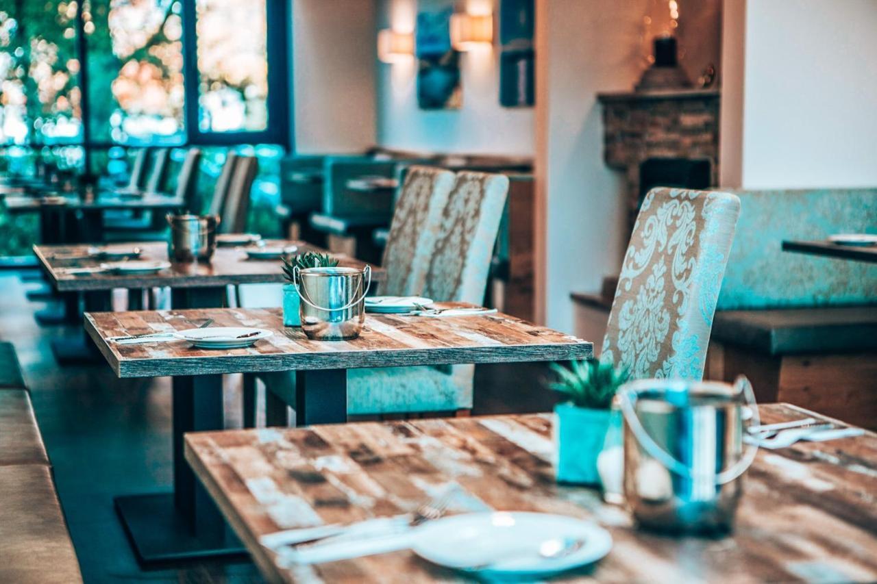 Hotel Schwertfirm Κάρλσφελντ Εξωτερικό φωτογραφία