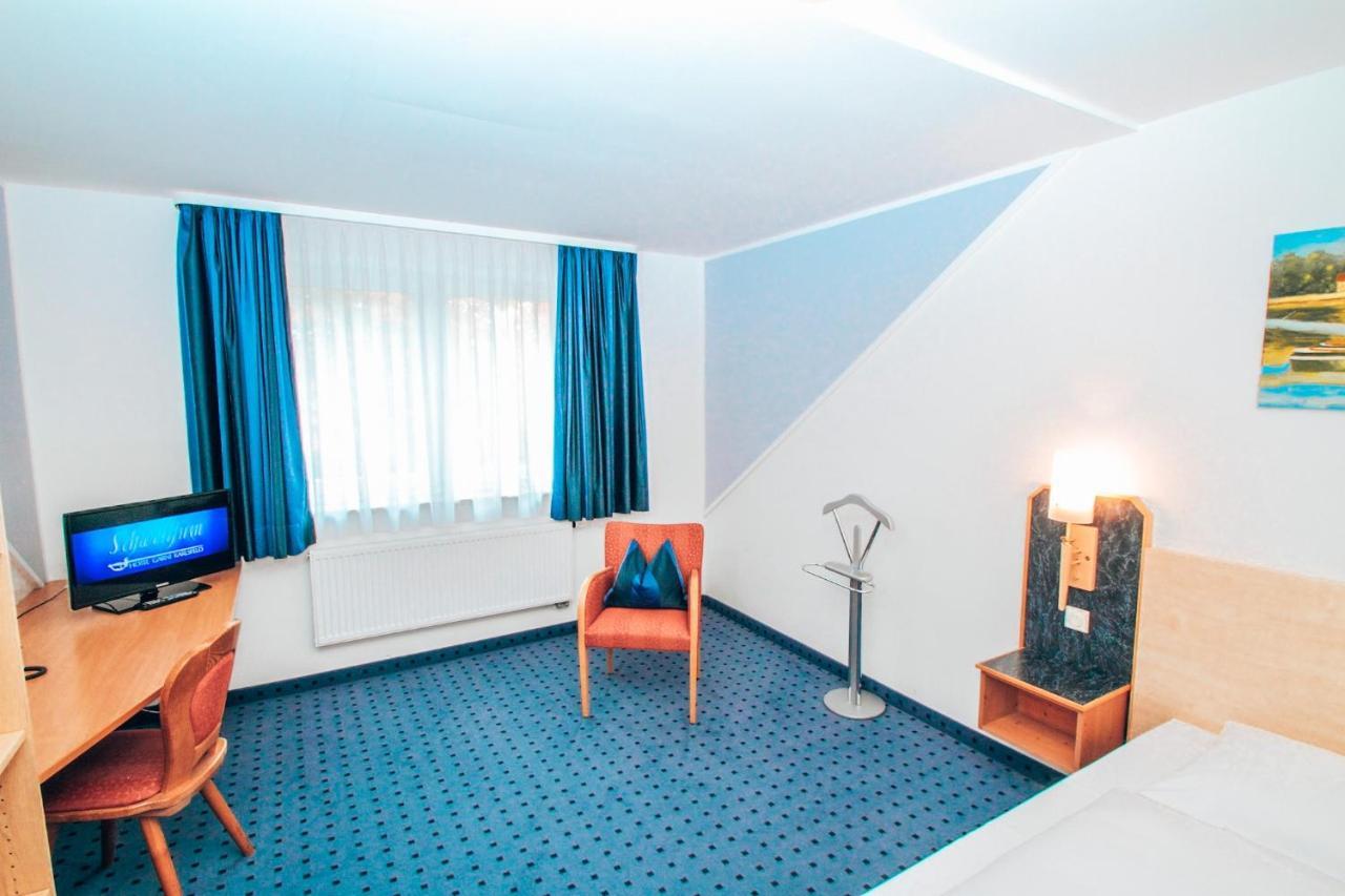 Hotel Schwertfirm Κάρλσφελντ Εξωτερικό φωτογραφία