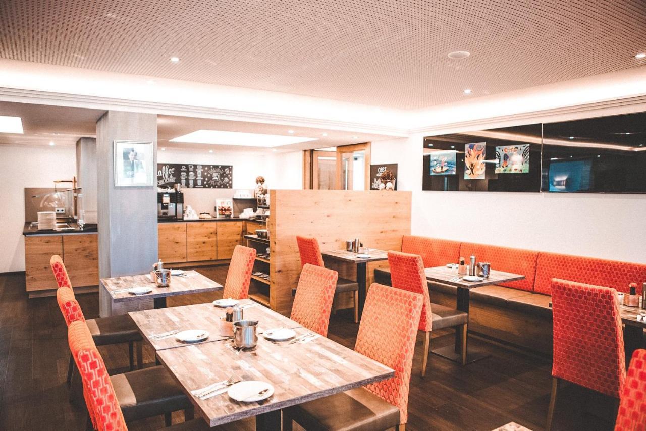 Hotel Schwertfirm Κάρλσφελντ Εξωτερικό φωτογραφία