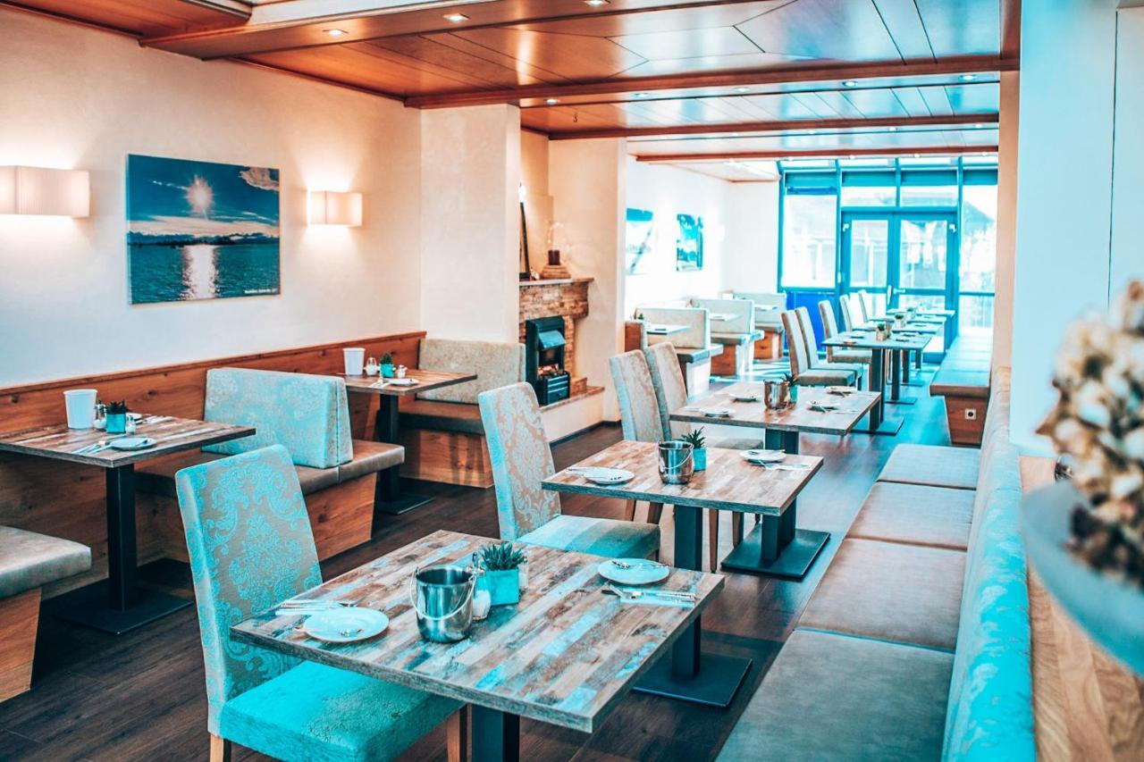 Hotel Schwertfirm Κάρλσφελντ Εξωτερικό φωτογραφία